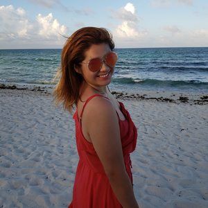 Meet your Posher, Julia